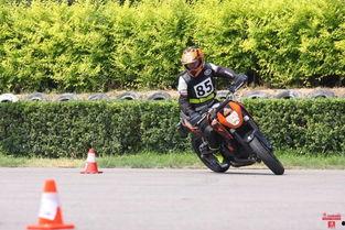 神仙打架国产摩托车视频  第1张