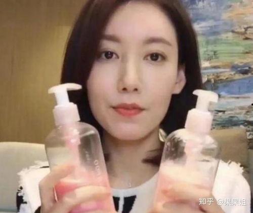 国产洗发水正确用法视频,视频揭秘正确洗发步骤  第3张